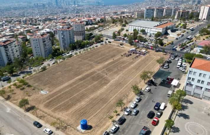 Bornova’da Kadınların Emeğiyle Büyüyen Üretim 1 Bornova’da Kadınların Emeğiyle Büyüyen Üretim