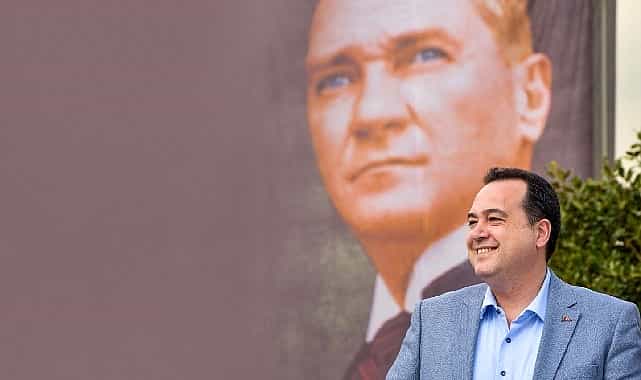 baskan besim dutlulu halkin iradesiyle yukselen cumhuriyetimizi gelecege tasiyoruz