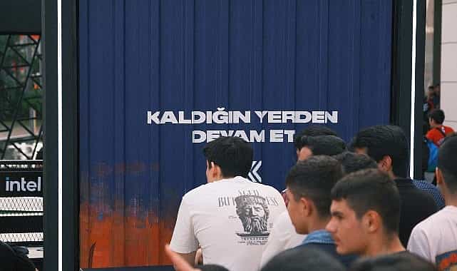 Excalibur’un Gücü RE:PLAY Turnuvasında Oyuncularla Buluştu 1 excaliburun gucu replay turnuvasinda oyuncularla bulustu