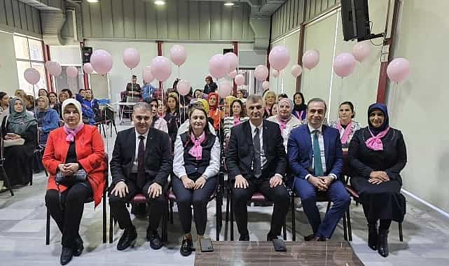 golcukte meme kanseri farkindalik paneli yogun ilgi gordu