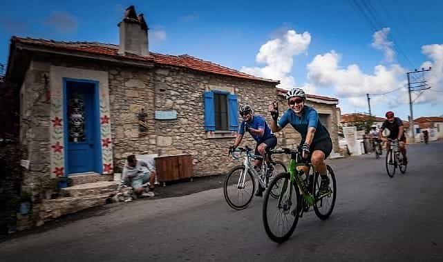 gran fondo cesme 2025 pedallar dokuzuncu kez cesme icin donuyor