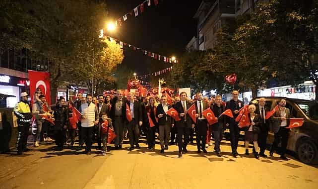 İnegöl’de Cumhuriyet Coşkusu Meydanlara Taştı 1 inegolde cumhuriyet coskusu meydanlara tasti