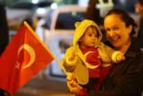 karabaglar da coskulu cumhuriyet korteji