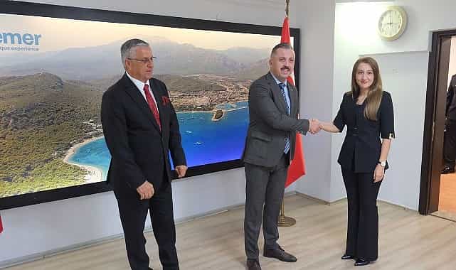 Kemer'de Cumhuriyet Bayramı coşkusu 1 kemerde cumhuriyet bayrami coskusu