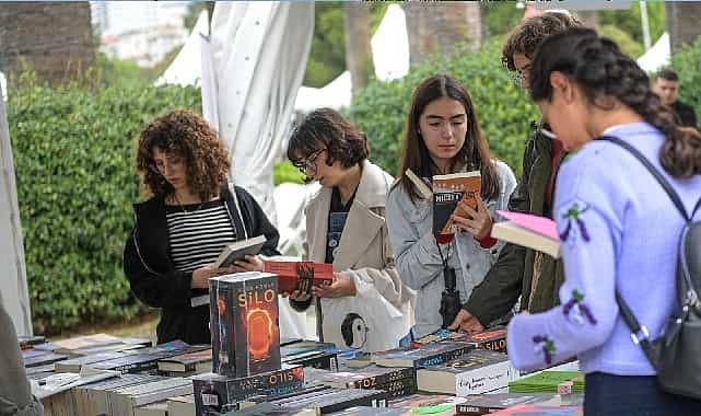 Kültürpark’ta İzmir Kitap Fuarı rüzgarı 1 kulturparkta izmir kitap fuari ruzgari