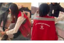 minik yureklere sicak dokunus