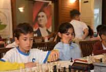 osmangazide cumhuriyet ruhu satranc turnuvasiyla canlandi