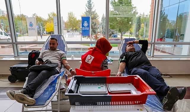 Selçuklu Belediyesi Personeli’nden Kızılay’a Kan Bağışı Desteği 1 selcuklu belediyesi personelinden kizilaya kan bagisi destegi
