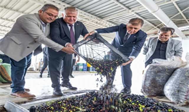 sezonun ilk zeytinyagi baskan tugaydan