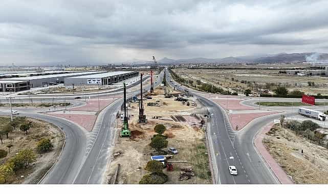 tramvay hatti calismasi kapsaminda tumosan kavsaginda yol genisletme calismasi basladi