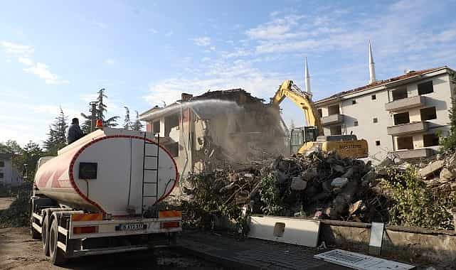 turgutalp kentsel donusumde 2 ve 3 etap yikimlari basladi