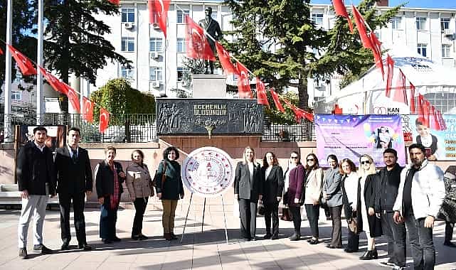 24 Kasım Öğretmenler Günü Düzenlenen Programla Kutlandı 1 24 kasim ogretmenler gunu duzenlenen programla kutlandi