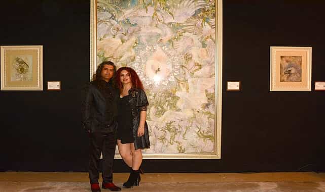 Aşkın ateşiyle, sanata dönen kumaşlar: 'Chaleshe Simurgh' ve 'IT’S ME' İstanbul'da ilk kez sergilendi 1 askin atesiyle sanata donen kumaslar chaleshe simurgh ve its me istanbulda ilk kez sergilendi