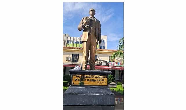 ataturk heykeli restore edildi