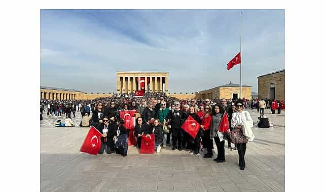 Bakırköylüler Atanın Huzurunda 1 bakirkoyluler atanin huzurunda