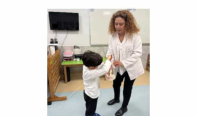 Bayraklı Belediyesinden anaokulu öğrencilerine ağız ve diş sağlığı eğitimi 1 bayrakli belediyesinden anaokulu ogrencilerine agiz ve dis sagligi egitimi