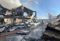 bayraklidaki yangin itfaiyenin mudahalesiyle dakikalar icinde kontrol altina alindi