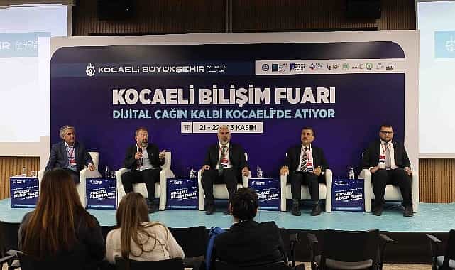bilisim fuarinda yapay zeka ve girisimcilik ruzgari
