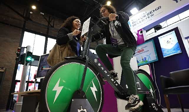 bilisim ve teknolojinin nabzi bu fuarda atti