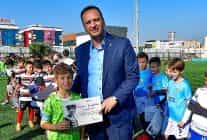 bornovali minikler 10 kasim anisina mucadele etti