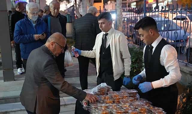 Büyük Önder Atatürk İçin Keçiören’de Mevlid-i Şerif Okutuldu 1 buyuk onder ataturk icin keciorende mevlid i serif okutuldu