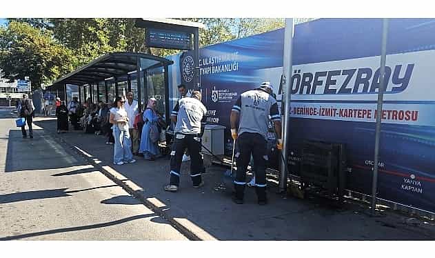 Büyükşehir'le duraklar temiz ve bakımlı 1 buyuksehirle duraklar temiz ve bakimli