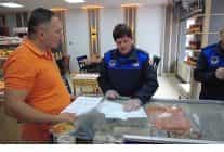 cumrada pastanelere siki denetim halk sagligi icin kontroller devam ediyor