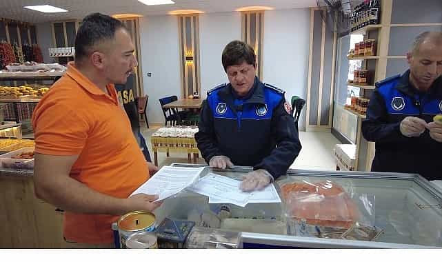 cumrada pastanelere siki denetim halk sagligi icin kontroller devam ediyor