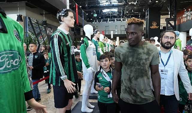 Dan Agyei, Kocaeli Spor Tarihi Sempozyumu'nda 1 dan agyei kocaeli spor tarihi sempozyumunda