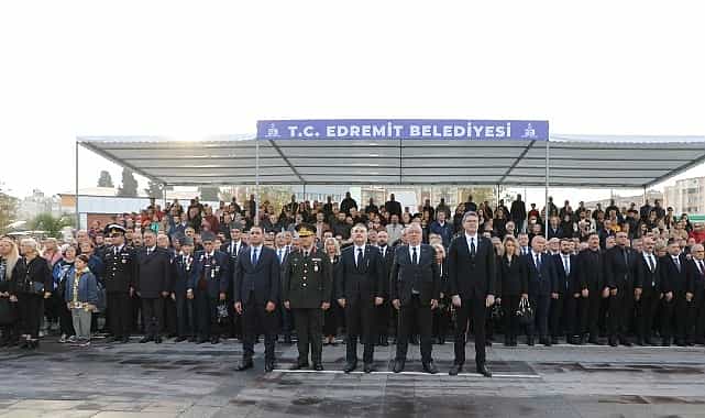 Edremit’te 10 Kasım’da Hayat Durdu 1 edremitte 10 kasimda hayat durdu