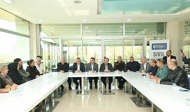 Evlerine giremeyen ailelere moral ziyareti 1 evlerine giremeyen ailelere moral ziyareti