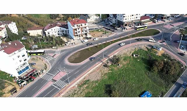 Gebze Dr. Zeki Acar Caddesi'ne dönel kavşak 1 gebze dr zeki acar caddesine donel kavsak