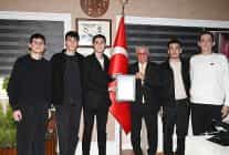 genclik meclisinden baskan topalogluna anlamli ziyaret