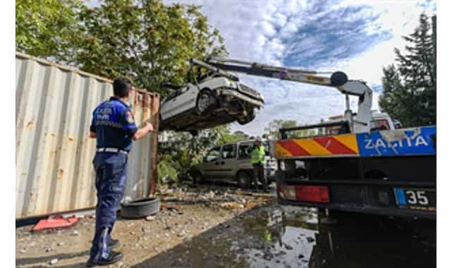 Hurda araçlar ekonomiye kazandırılıyor 1 hurda araclar ekonomiye kazandiriliyor