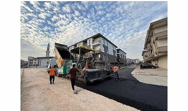 İnegöl Belediyesi’nden 3 Bölgede Asfalt Hamlesi 1 inegol belediyesinden 3 bolgede asfalt hamlesi