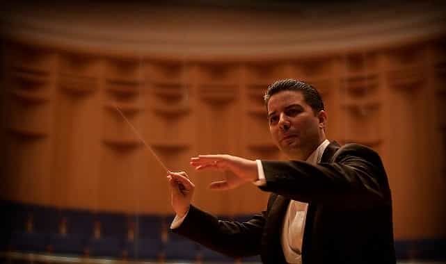 istanbul devlet senfoni orkestrasi denizbank konserlerinde bu hafta ulu ondere son veda ile saygi durusu