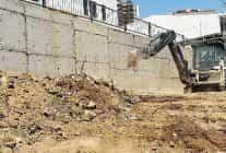 karsiyakada yol bakim calismalari hiz kesmiyor