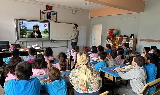 kocaelide atiklar sanata donustu