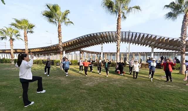 Konak’ta açık havada spor keyfi devam ediyor 1 konakta acik havada spor keyfi devam ediyor