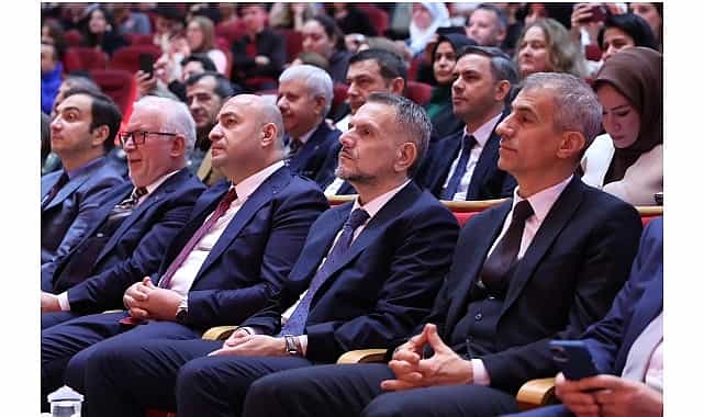 Öğretmenler Günü Bayrampaşa’da törenle kutlandı 1 ogretmenler gunu bayrampasada torenle kutlandi