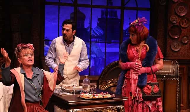 sehrin tiyatrosu duzenledigi turnelerle fark yaratiyor