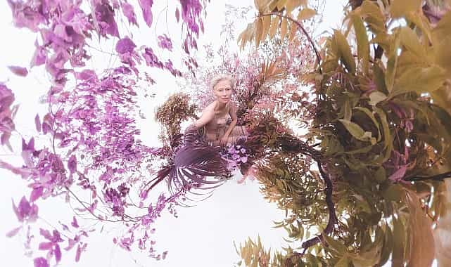 Sølve Sundsbø’nun Çektiği Elements Başlıklı 2026 Pirelli Takvimi, Prag’da Tanıtıldı 1 solve sundsbonun cektigi elements baslikli 2026 pirelli takvimi pragda tanitildi