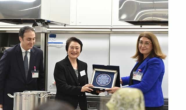 turk mutfagi japonyada women universitesi mufredatina girmesi icin buyuk bir adim atildi