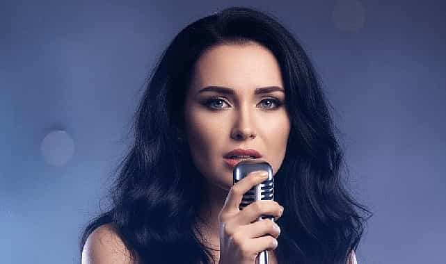 Türkiye'nin İlk Yapay Zeka Şarkıcısı AYmeRA’dan İlk Albüm: 'AYmeRA' Yayında 1 turkiyenin ilk yapay zeka sarkicisi aymeradan ilk album aymera yayinda