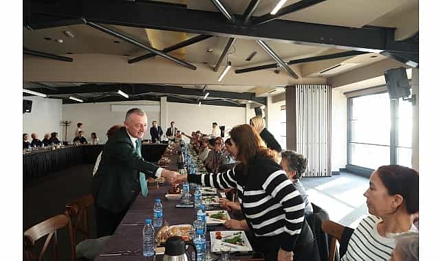 baskan buyukakin buyuklerimiz sehrimizin hazineleridir