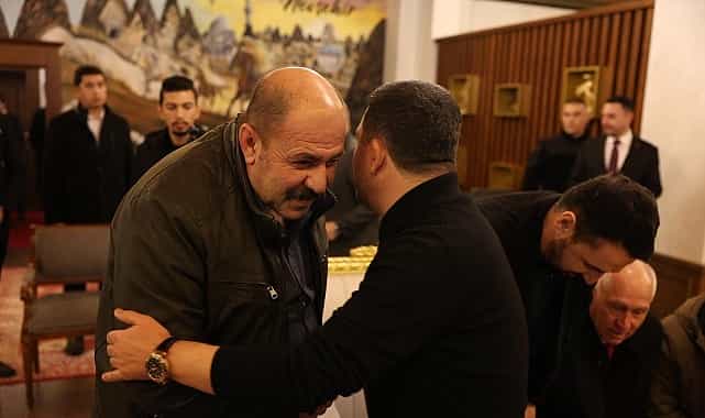 Başkanlık Makamında Nevşehirli Vatandaşlarımızın Talep ve İsteklerini Dinledik 1 baskanlik makaminda nevsehirli vatandaslarimizin talep ve isteklerini dinledik