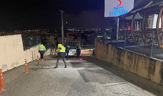 Büyükşehir'den buzlanmaya karşı yoğun mesai 1 buyuksehirden buzlanmaya karsi yogun mesai