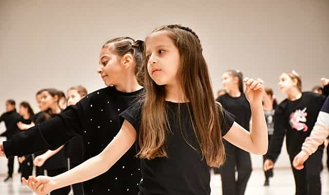 Çocukların enerjisi sanatla buluştu 1 cocuklarin enerjisi sanatla bulustu