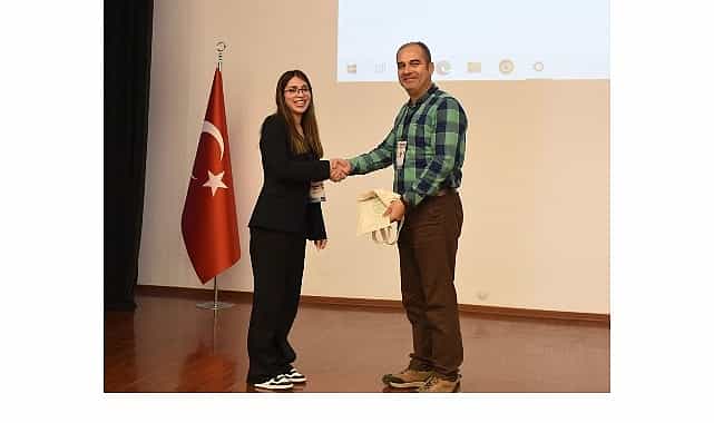 Ege’den “2. Su ve İklim Krizinde Genç Fikirler Çalıştayı” 1 egeden 2 su ve iklim krizinde genc fikirler calistayi