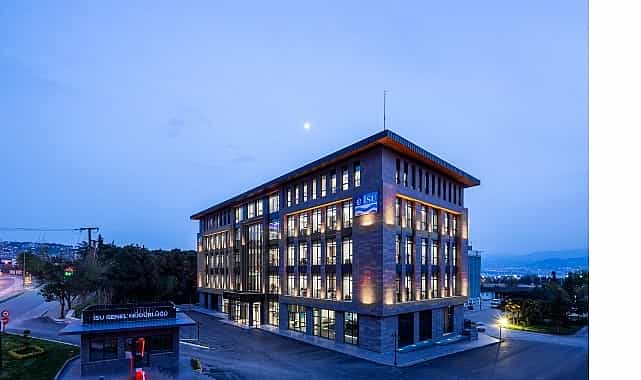 İSU, Su Kayıplarını Azaltma Mücadelesinde Kararlılıkla İlerliyor 1 isu su kayiplarini azaltma mucadelesinde kararlilikla ilerliyor